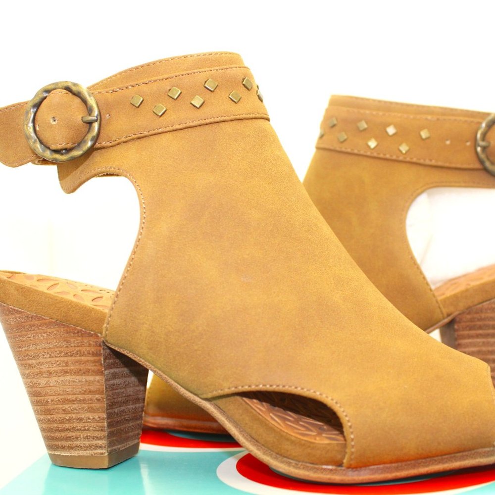 Baretraps Reining Shooties Cognac 6M